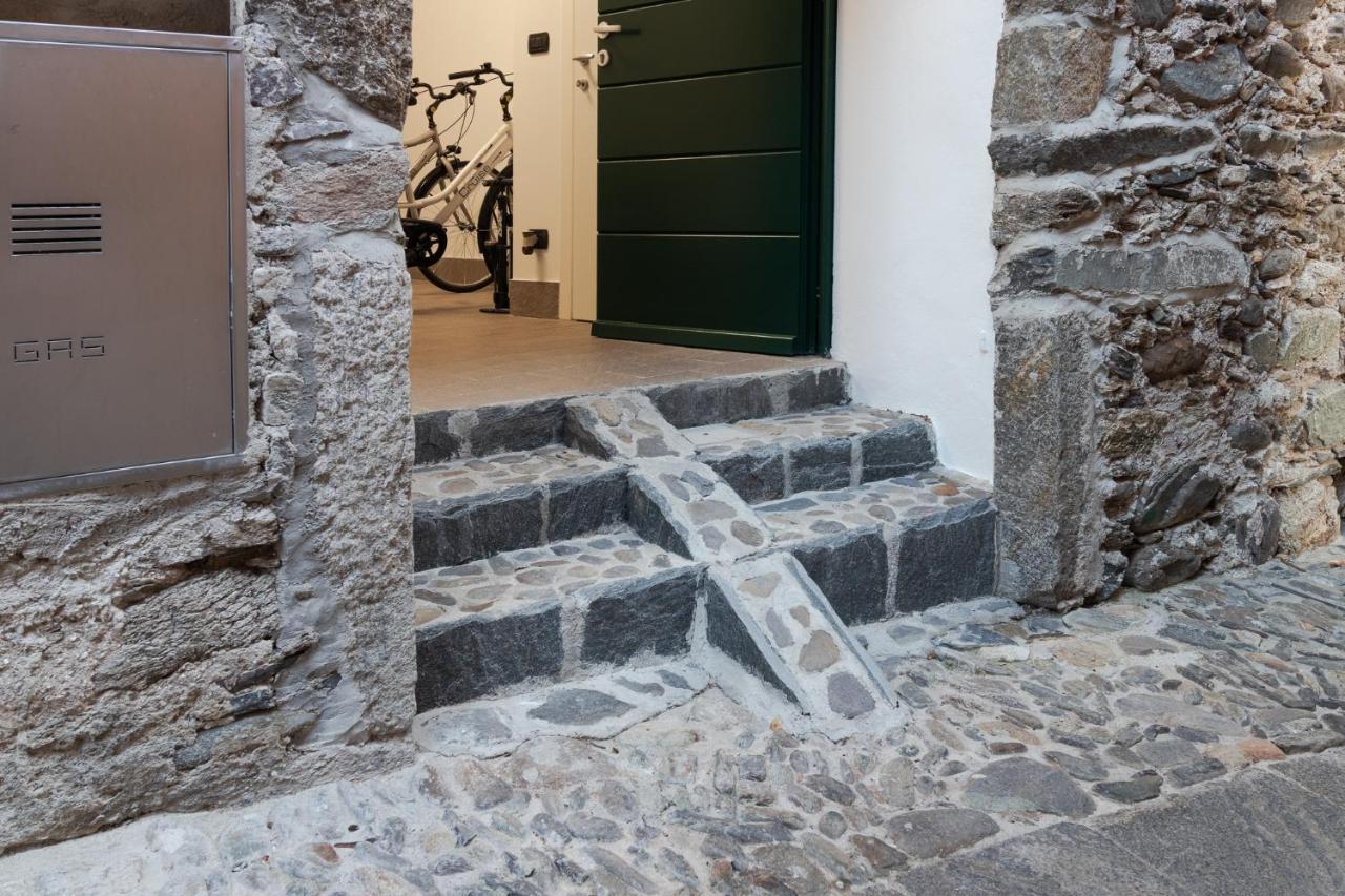 Casa Del Borgo "Aria & Acqua" Sul Lago Maggiore Maccagno Екстер'єр фото