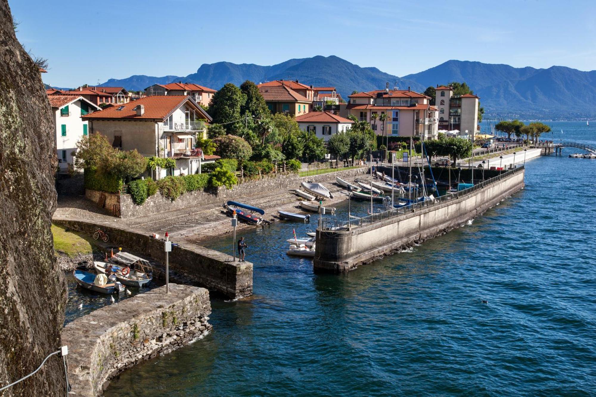 Casa Del Borgo "Aria & Acqua" Sul Lago Maggiore Maccagno Екстер'єр фото