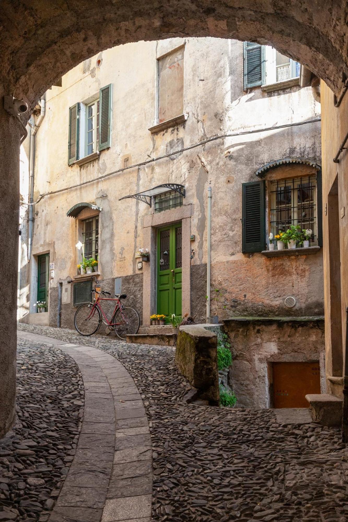 Casa Del Borgo "Aria & Acqua" Sul Lago Maggiore Maccagno Екстер'єр фото